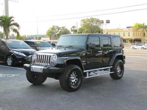 Used  Jeep Wrangler Unlimited Sahara