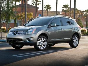 Used  Nissan Rogue SV