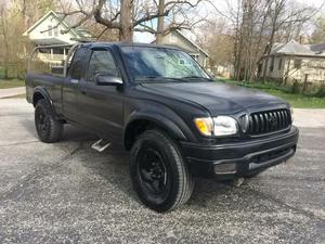 Used  Toyota Tacoma Xtracab