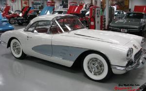  Chevrolet Corvette Convertible / Ermine White