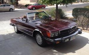  Mercedes-Benz 560SL