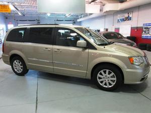 Used  Chrysler Town & Country Touring