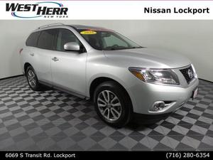 Used  Nissan Pathfinder SV