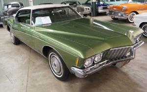  Buick Riviera Boattail 2 Dr. Hardtop Coupe