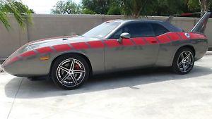  Dodge Challenger R/T Coupe 2-Door