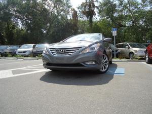  Hyundai Sonata - SE. NAVIGATION. SUNROOF