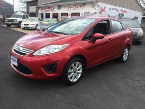 Used  Ford Fiesta SE