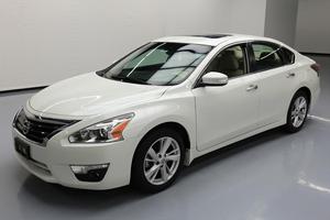 Used  Nissan Altima 2.5 SV