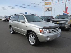 Used  Toyota Highlander V6 WITH 3RD-ROW SEAT