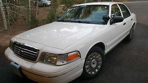  Ford Crown Victoria Police Interceptor Sedan 4-Door