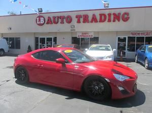  Scion FR-S - 2dr Coupe 6M