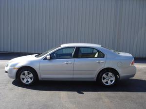 Used  Ford Fusion SE