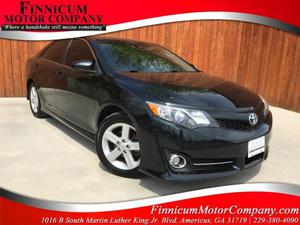 Used  Toyota Camry SE