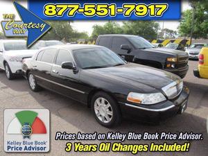 Used  Lincoln Town Car Executive L