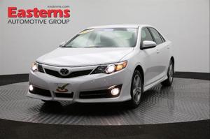 Used  Toyota Camry SE