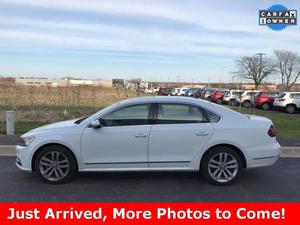 Used  Volkswagen Passat 1.8T SEL Premium