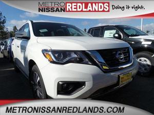 New  Nissan Pathfinder SV