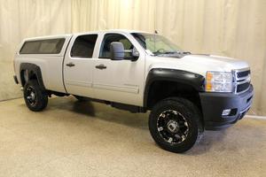 Used  Chevrolet Silverado  LT