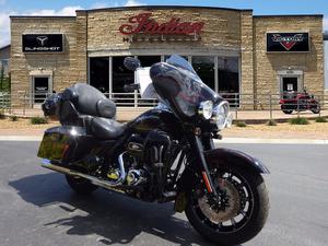  Harley-Davidson Flhtcuse5 CVO Ultra Class in Bristol,