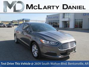 Used  Ford Fusion SE