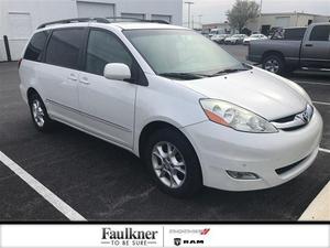 Used  Toyota Sienna XLE