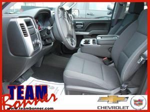  Chevrolet Silverado  - LT