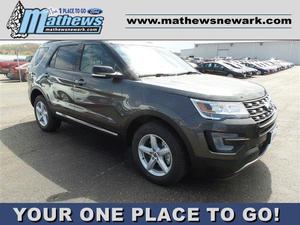  Ford Explorer XLT - AWD XLT 4dr SUV