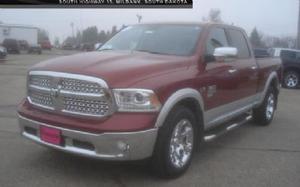  RAM  Laramie Crew Cab W-6.5 FT BOX