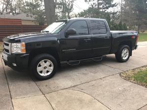 Used  Chevrolet Silverado LT Crew Cab