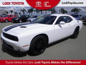 Used  Dodge Challenger SXT