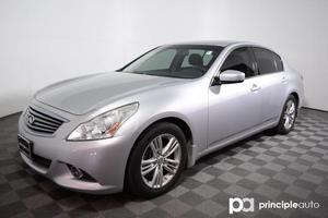 Used  INFINITI G37 Journey