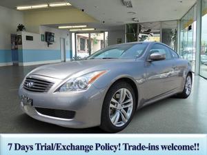 Used  INFINITI G37 Journey