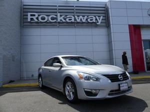 Used  Nissan Altima 2.5 SV