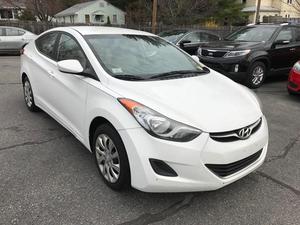 Used  Hyundai Elantra GLS