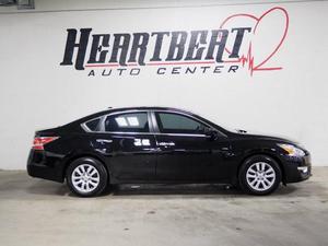 Used  Nissan Altima 2.5 S