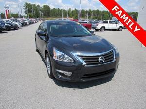 Used  Nissan Altima 2.5 S