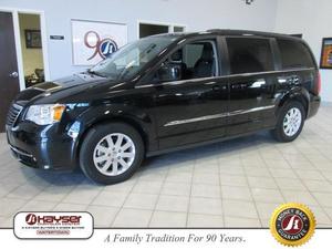 Used  Chrysler Town & Country Touring