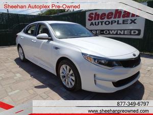 Used  Kia Optima LX