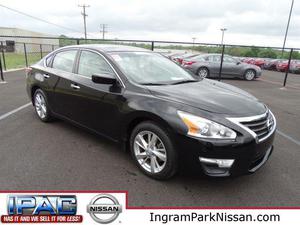 Used  Nissan Altima 2.5 SV