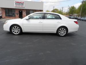 Used  Toyota Avalon XLS