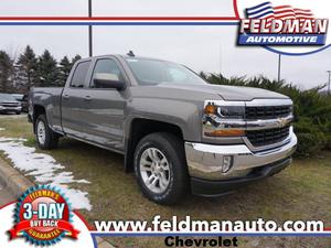  Chevrolet Silverado  - LT