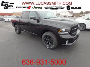  RAM Ram Pickup  Night - 4x4 Night 4dr Crew Cab 5.5