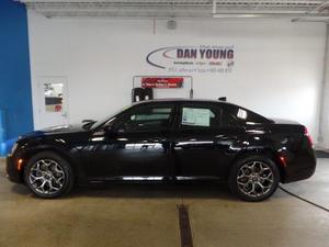 Used  Chrysler 300 S