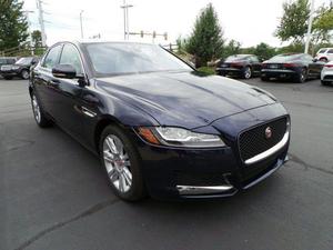  Jaguar XF 35t Premium - AWD 35t Premium 4dr Sedan