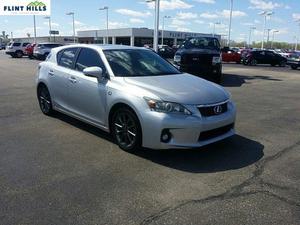  Lexus CT 200h -