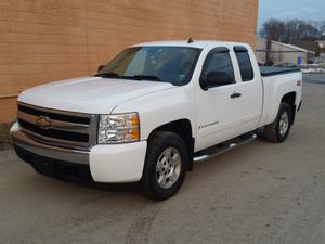 Used  Chevrolet Silverado  LT2 Extended Cab