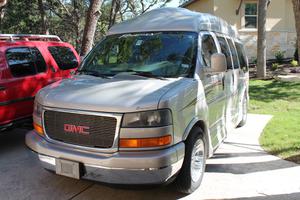 Used  GMC Savana  LT Wagon