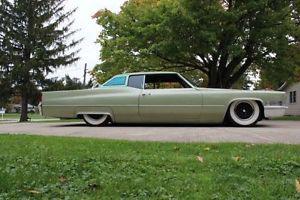  Cadillac DeVille Coupe