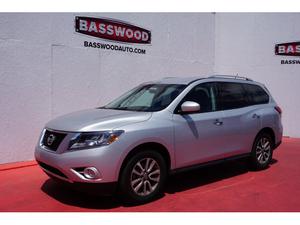  Nissan Pathfinder S in Fort Payne, AL