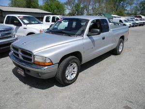 Used  Dodge Dakota SLT